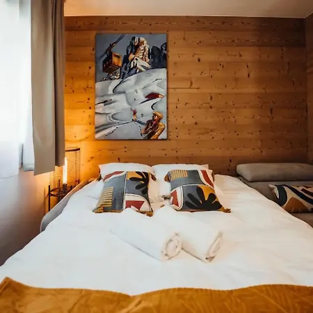 Familial De 6 Dominant Saint-gervais Classe 4 Etoiles Chalet